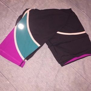 Knockout by Victoria’s Secret Crop